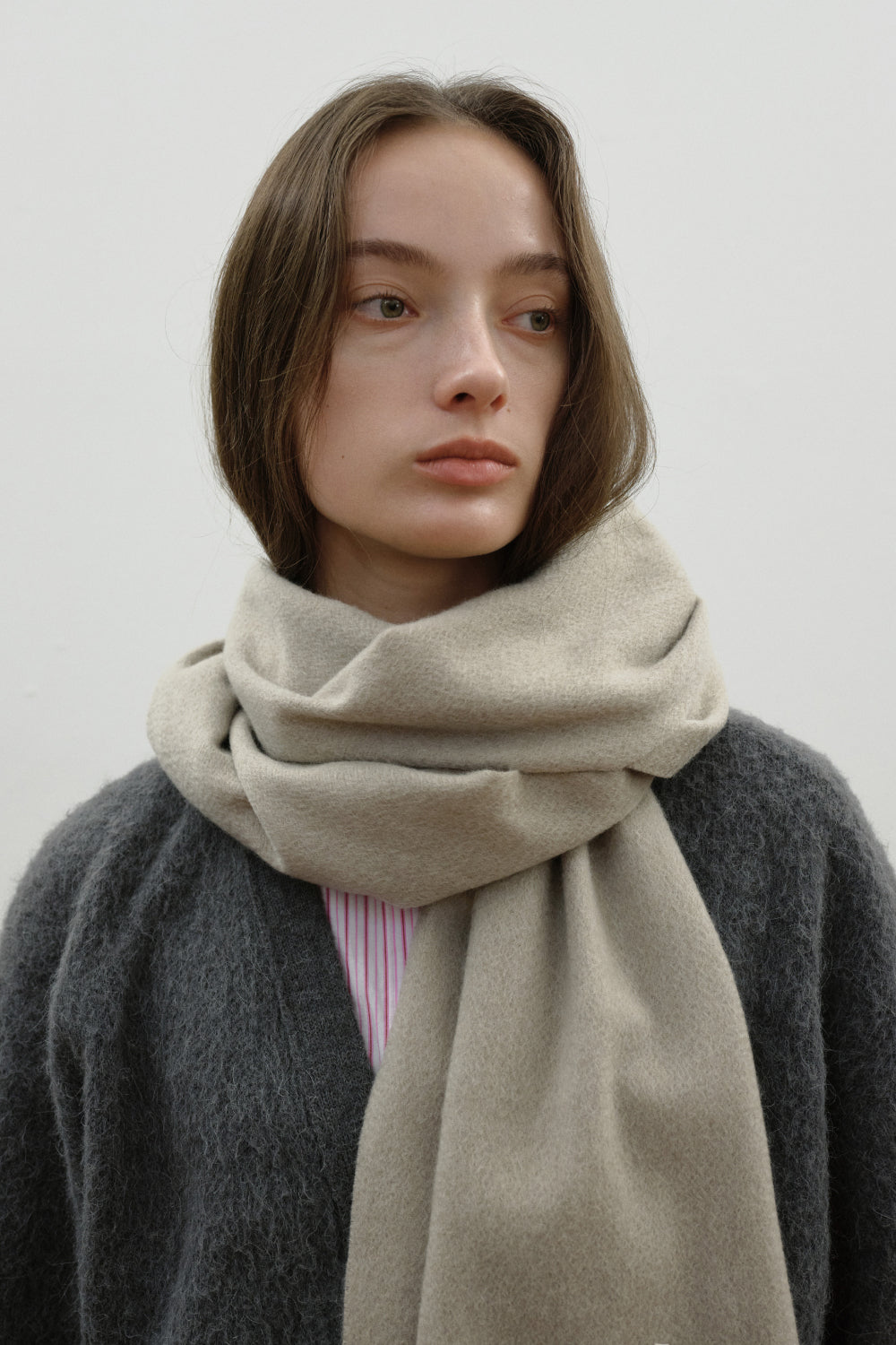 Woven Cashmere Scarf Solid_Beige