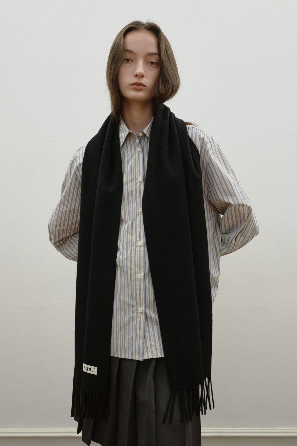 Woven Cashmere Scarf Solid_Black