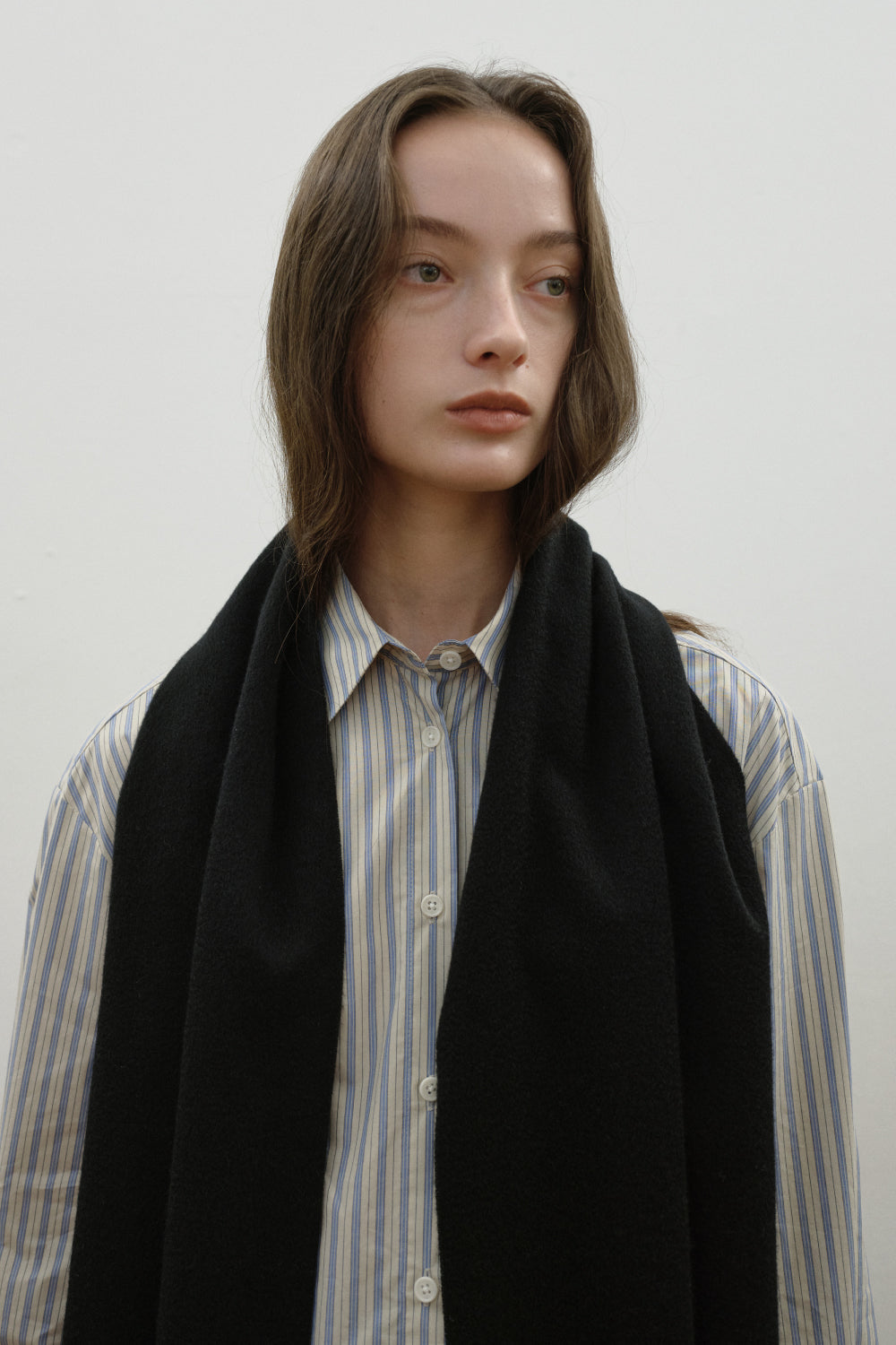 Woven Cashmere Scarf Solid_Black